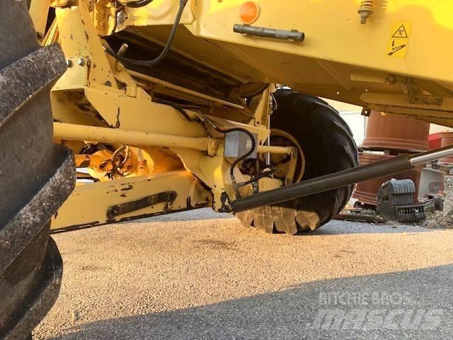 New Holland AL 59 コンバイン