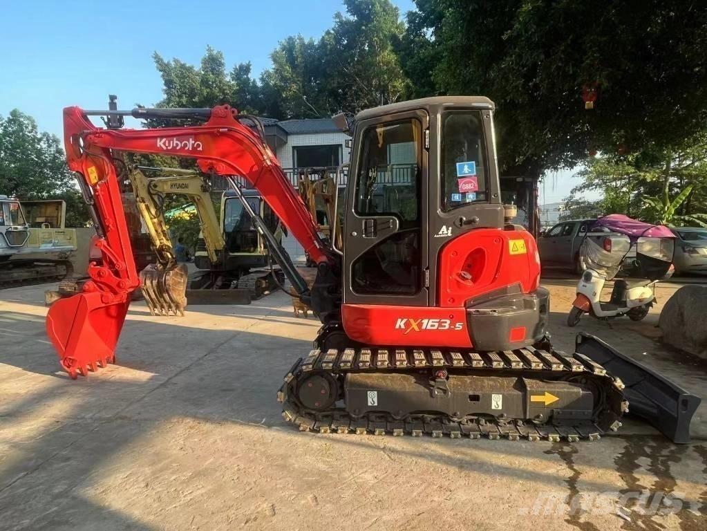 Kubota KX 163-5 ミニ油圧ショベル 7t以下（ミニユンボ・ミニディガー）