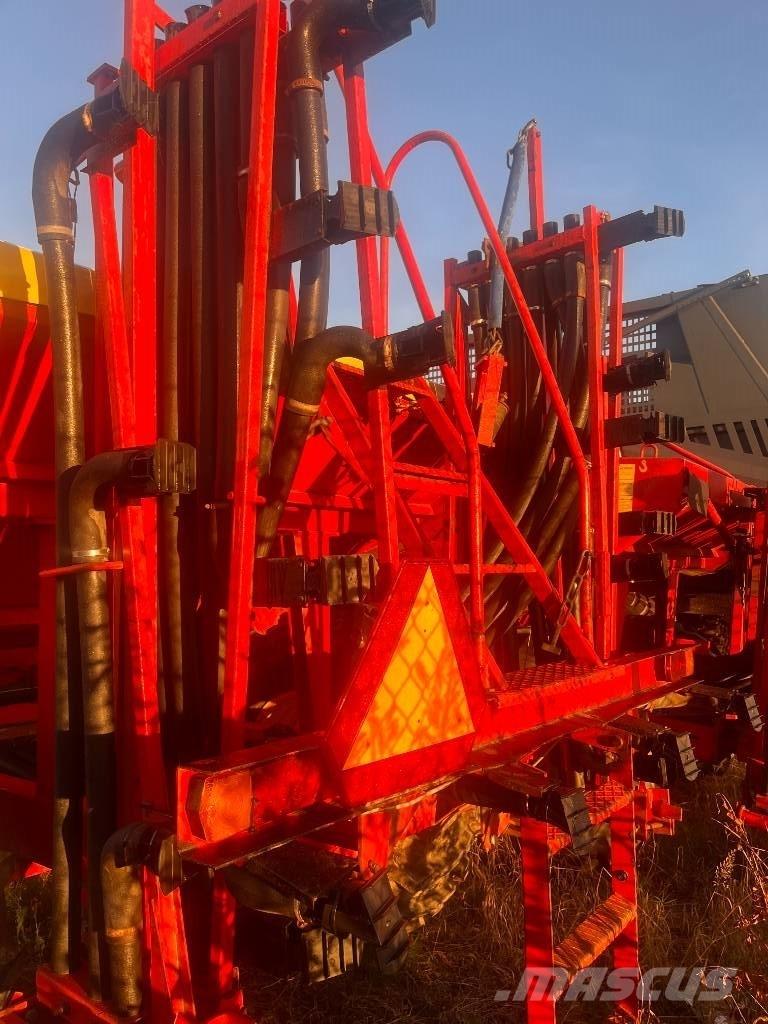 Överum 4012 ミネラル散布機