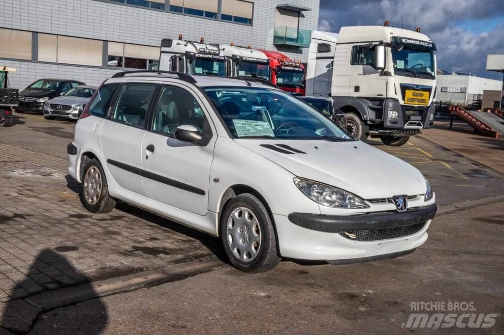 Peugeot 206 SW 自動車