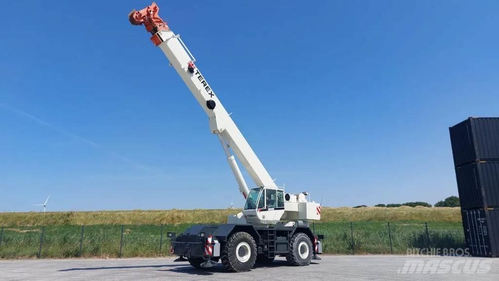 Terex A600 ラフテレーンクレーン