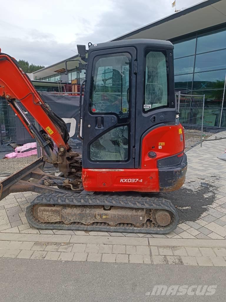 Kubota KX 037-4 ミニ油圧ショベル 7t以下（ミニユンボ・ミニディガー）