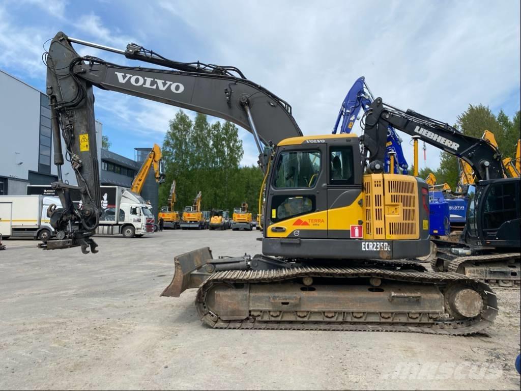 Volvo ECR 235 大型油圧ショベル12t以上（パワーショベル・ユンボ）