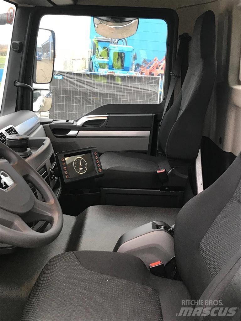 Palfinger P 370 KS トラック高所作業車