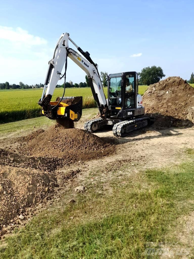 MB Crusher MB-HDS212 農業機械 -　その他