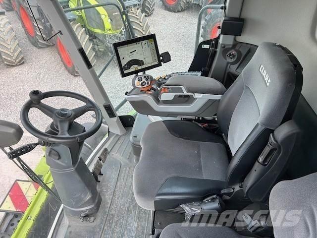 CLAAS LEXION 7400 コンバイン