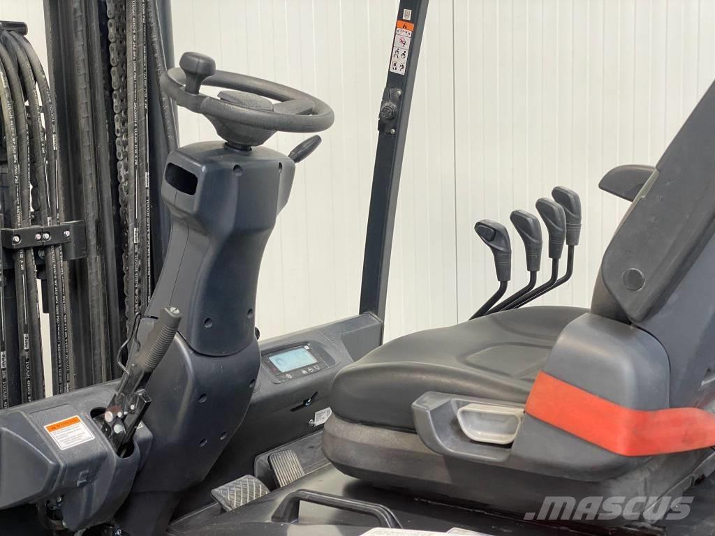 Doosan B50XC-7 バッテリーフォークリフト