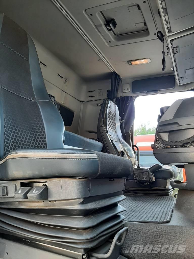 Volvo FH 13 ボックスボディー、ウイング、箱車