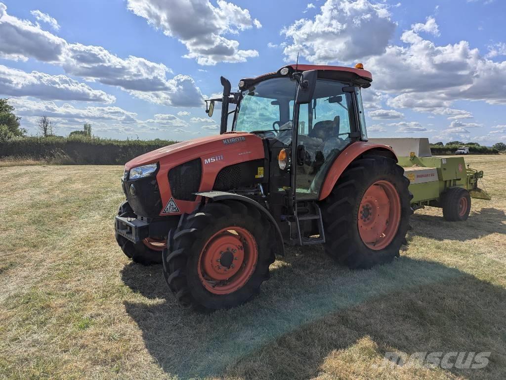 Kubota M 5-111 トラクター