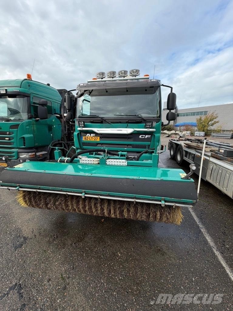 Burtec TSU 4500 アスファルトスプレヤ