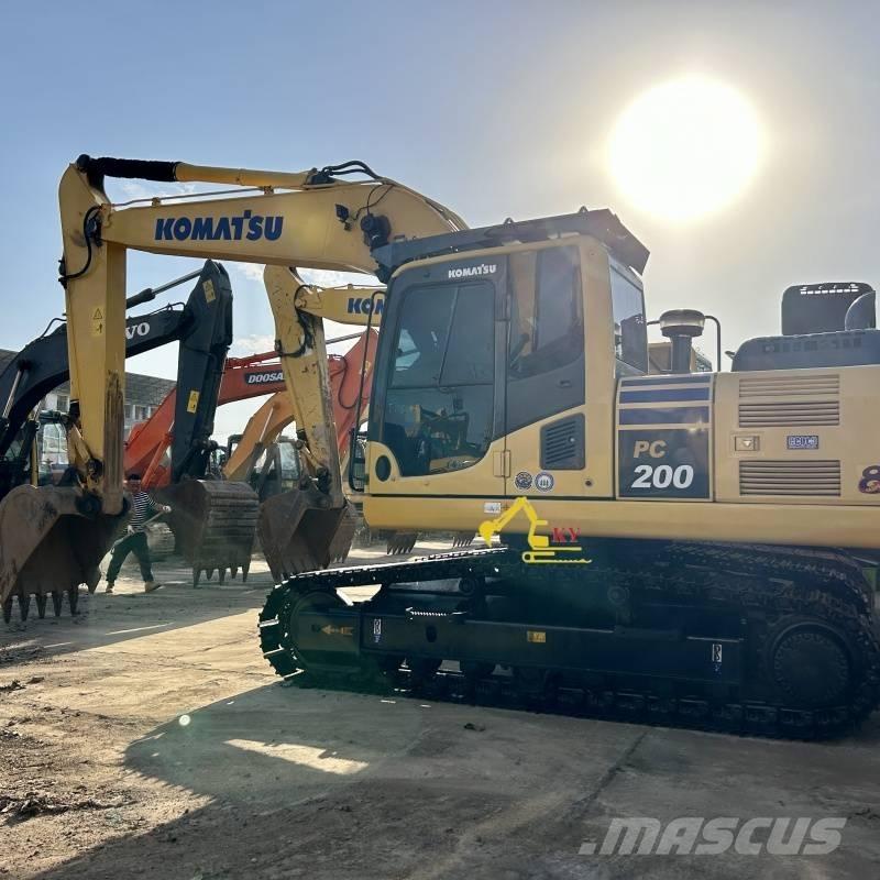 Komatsu PC 200-8 大型油圧ショベル12t以上（パワーショベル・ユンボ）