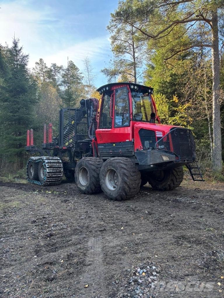 Komatsu 845 フォワーダー