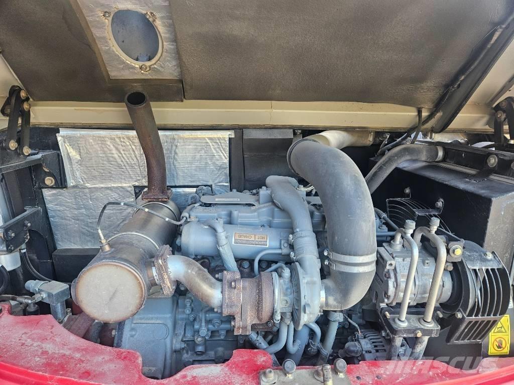 Takeuchi TB 290 中型油圧ショベル 7ｔ-12ｔ（ユンボ・パワーショベル・バックホー）