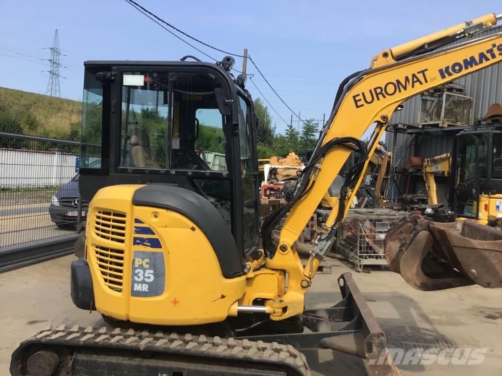 Bobcat S 70 スキッドステアローダー