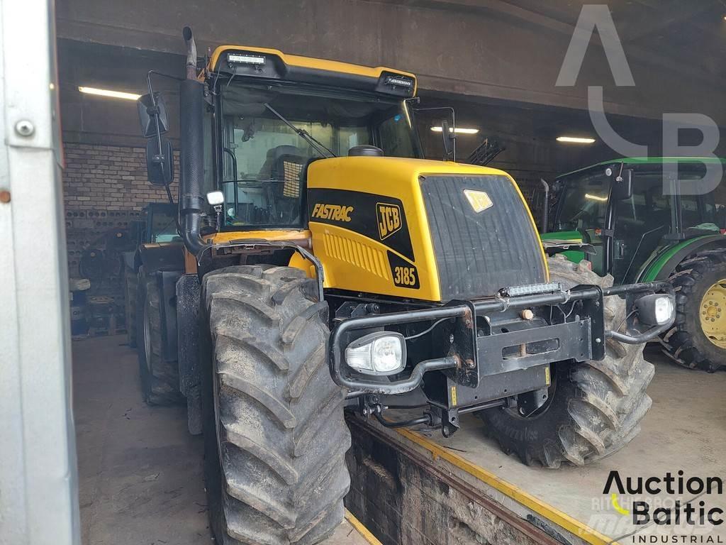 JCB Fastrac 3185 トラクター