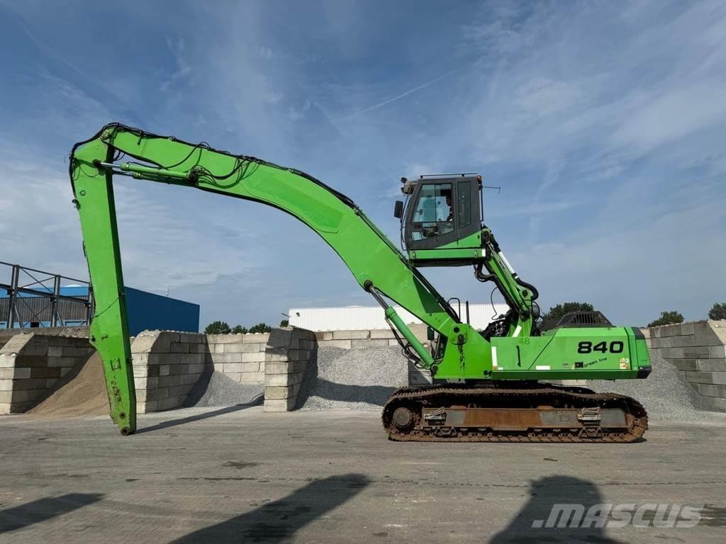 Sennebogen 840R 廃棄物／工業産廃処理機