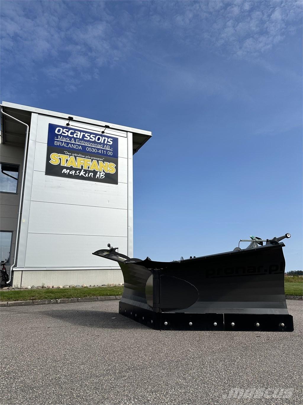 Pronar PUV Vikplogar スノーブレードとプラウ