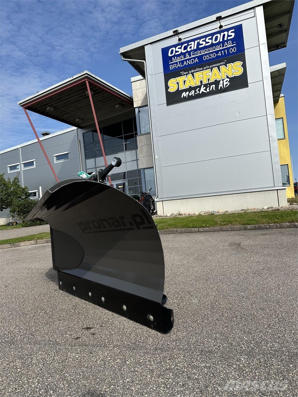 Pronar PUV Vikplogar スノーブレードとプラウ