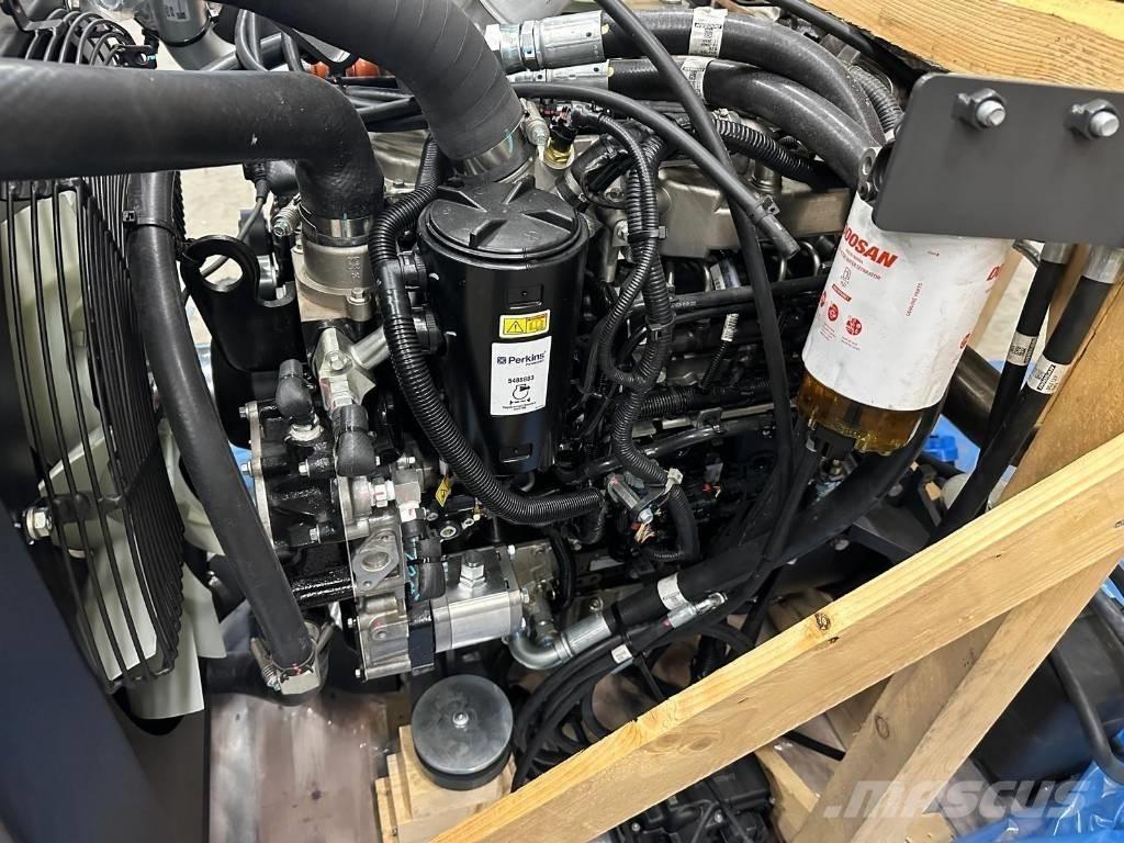 Perkins 1204J-E44TA 農業機械 -　その他