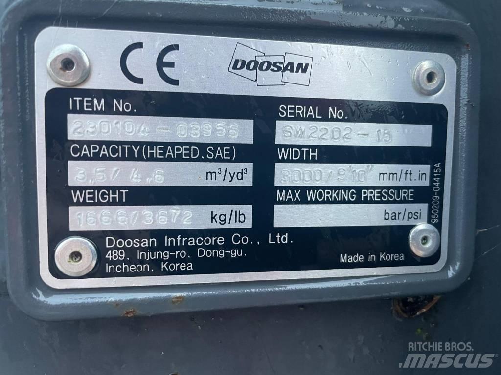 Doosan DL 320-7 バケット
