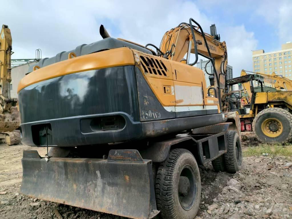 Hyundai R150W-9 ホイール式油圧ショベル（パワーショベル・ユンボ・バックホー）