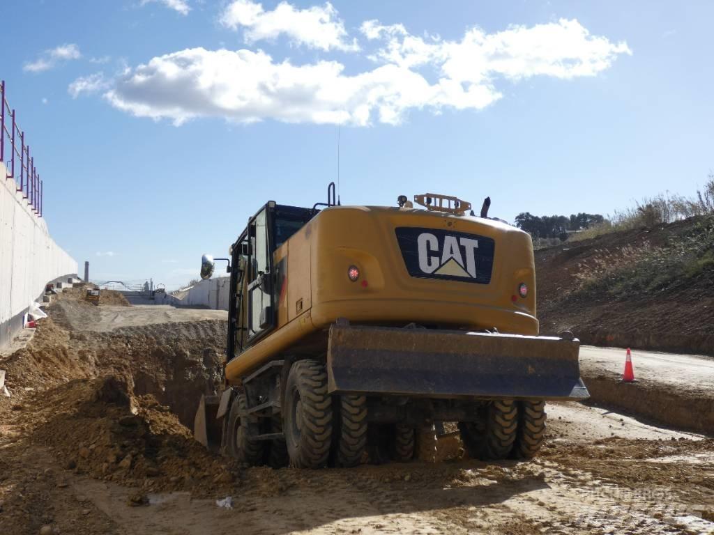 CAT M 318 F ホイール式油圧ショベル（パワーショベル・ユンボ・バックホー）