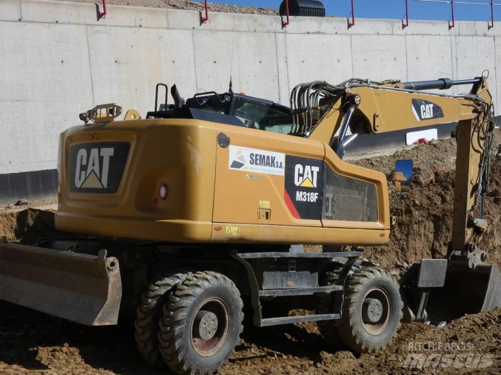 CAT M 318 F ホイール式油圧ショベル（パワーショベル・ユンボ・バックホー）