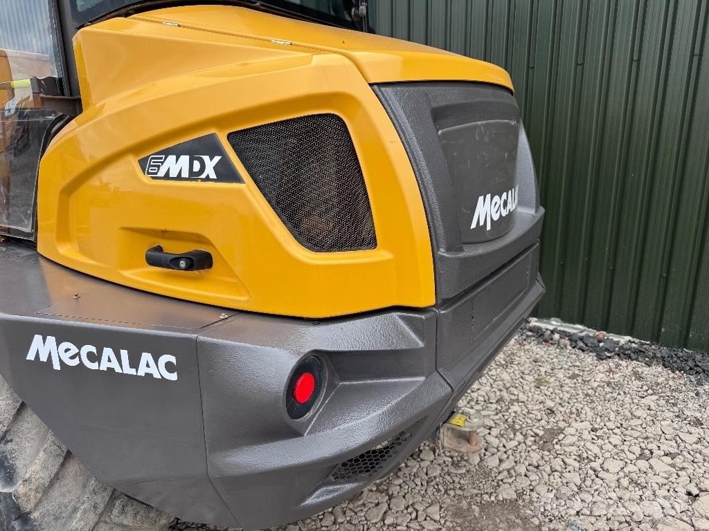 Mecalac 6 MDX サイト　ダンプ