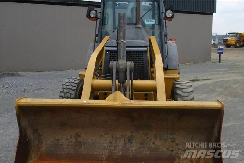 Bell 315SJ 4X4 バックホーローダー