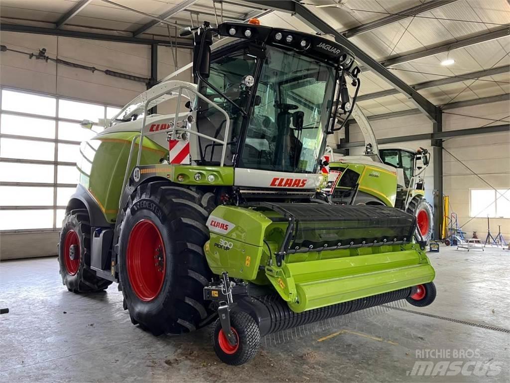 CLAAS Jaguar 970 自走式フォレージハーベスター