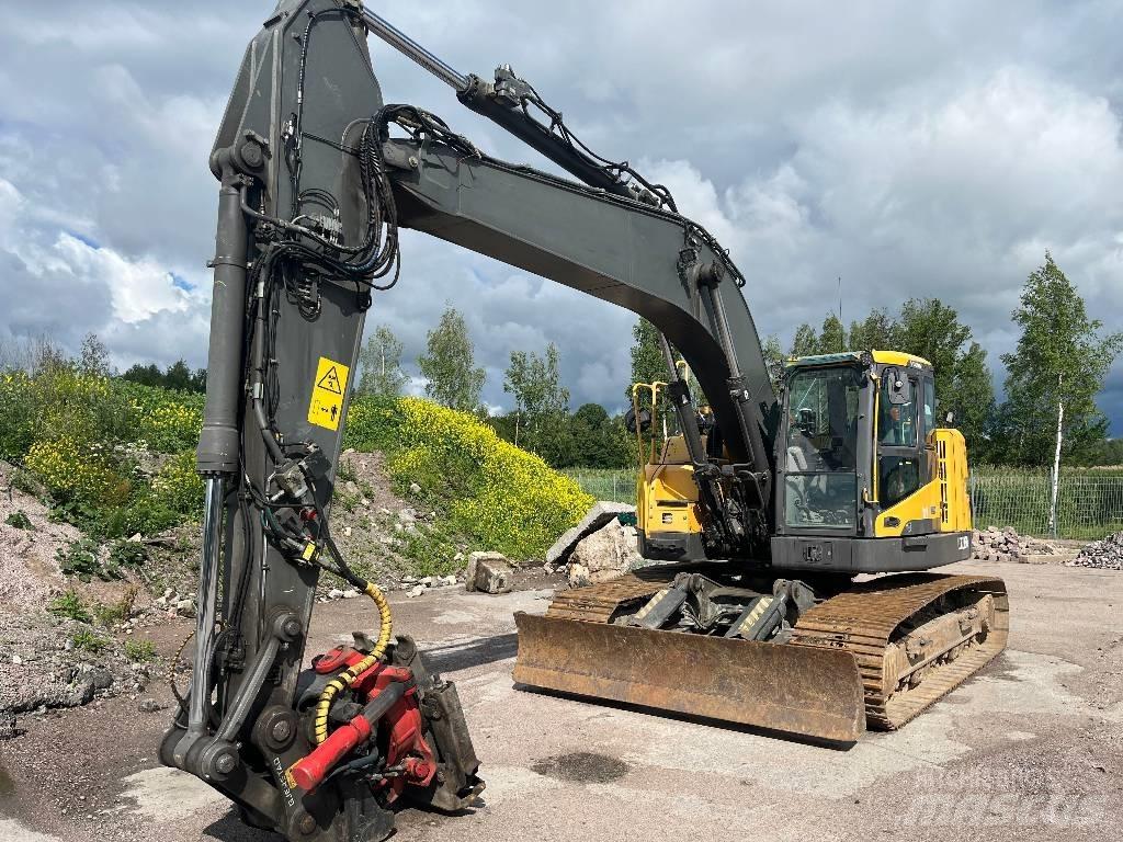 Volvo ECR 235 DL 大型油圧ショベル12t以上（パワーショベル・ユンボ）