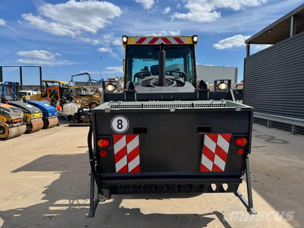 Bomag BW 174 AP-4 AM タンデムローラ