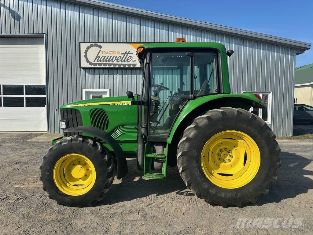 John Deere 6120 トラクター