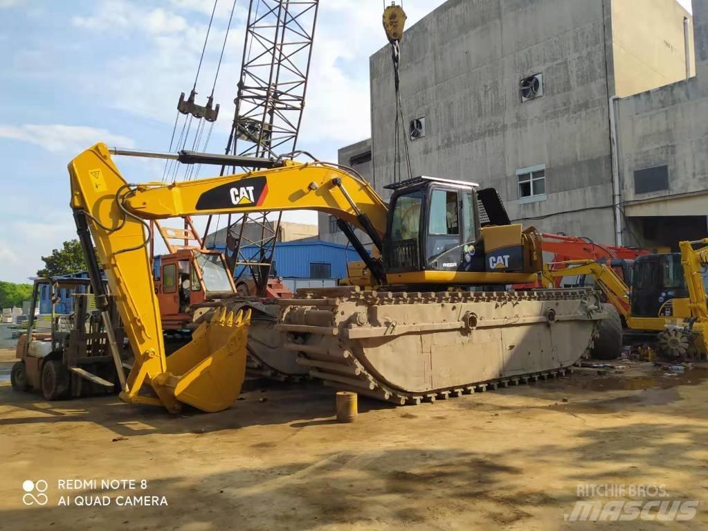 CATERILLAR 320D 水陸両用油圧ショベル、ユンボ