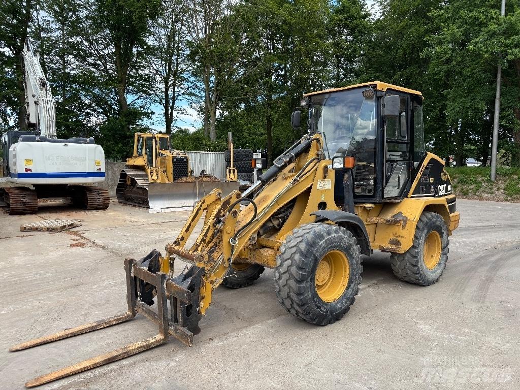 CAT 908 ホイールローダー・タイヤショベル