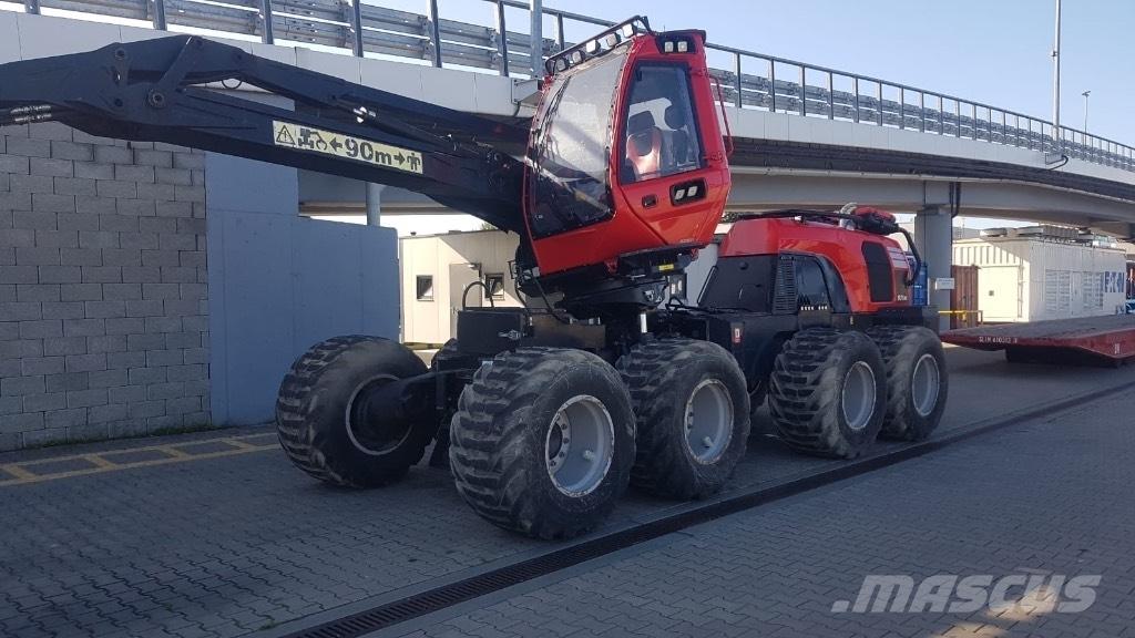Komatsu 931 XC ハーベスター