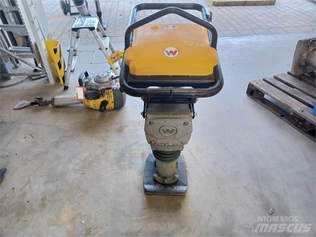 Wacker Neuson AS50 タンパ/転圧バイブレータ