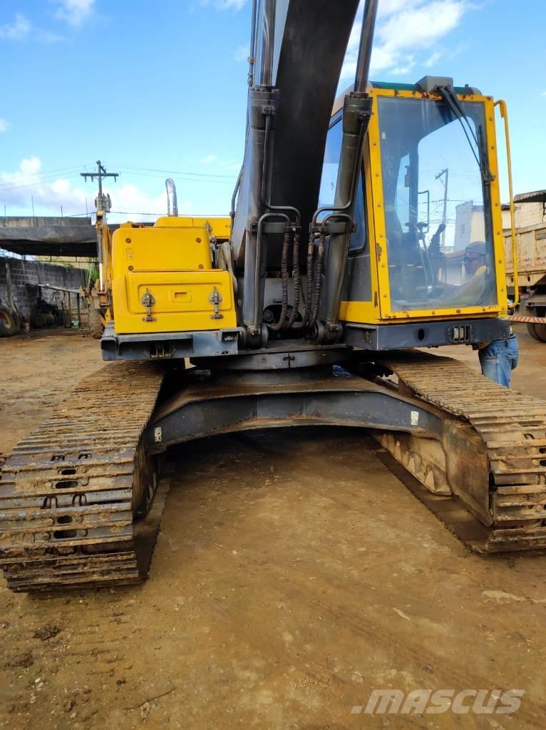 Volvo EC 210 B 大型油圧ショベル12t以上（パワーショベル・ユンボ）