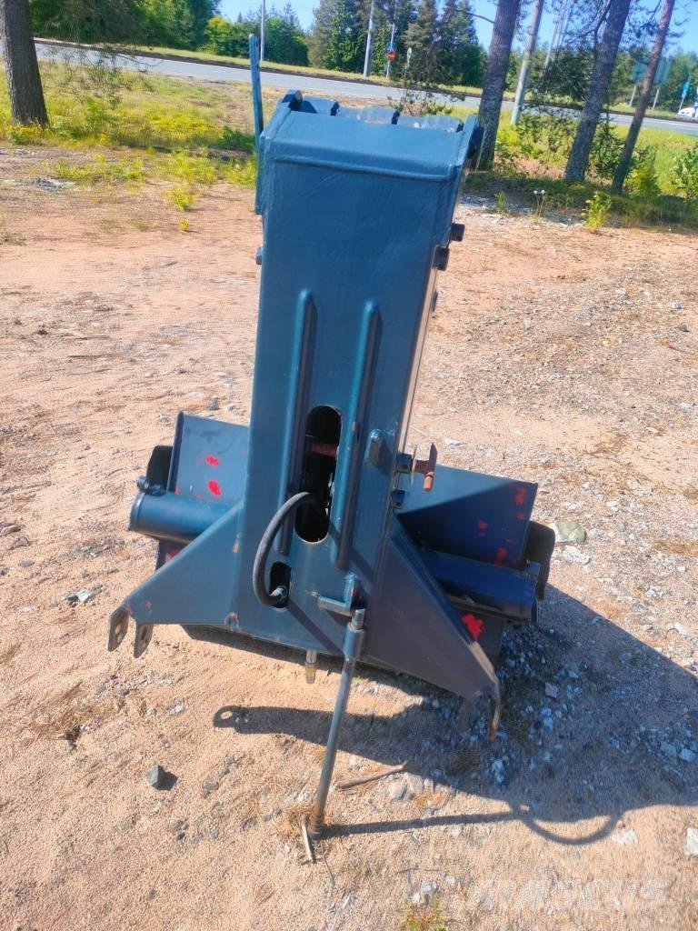  Takakuormain グランド整備機械-その他