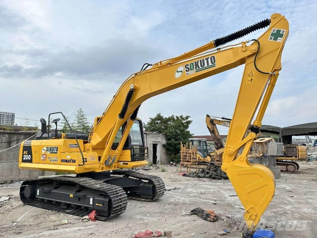 Komatsu PC 200-8 大型油圧ショベル12t以上（パワーショベル・ユンボ）