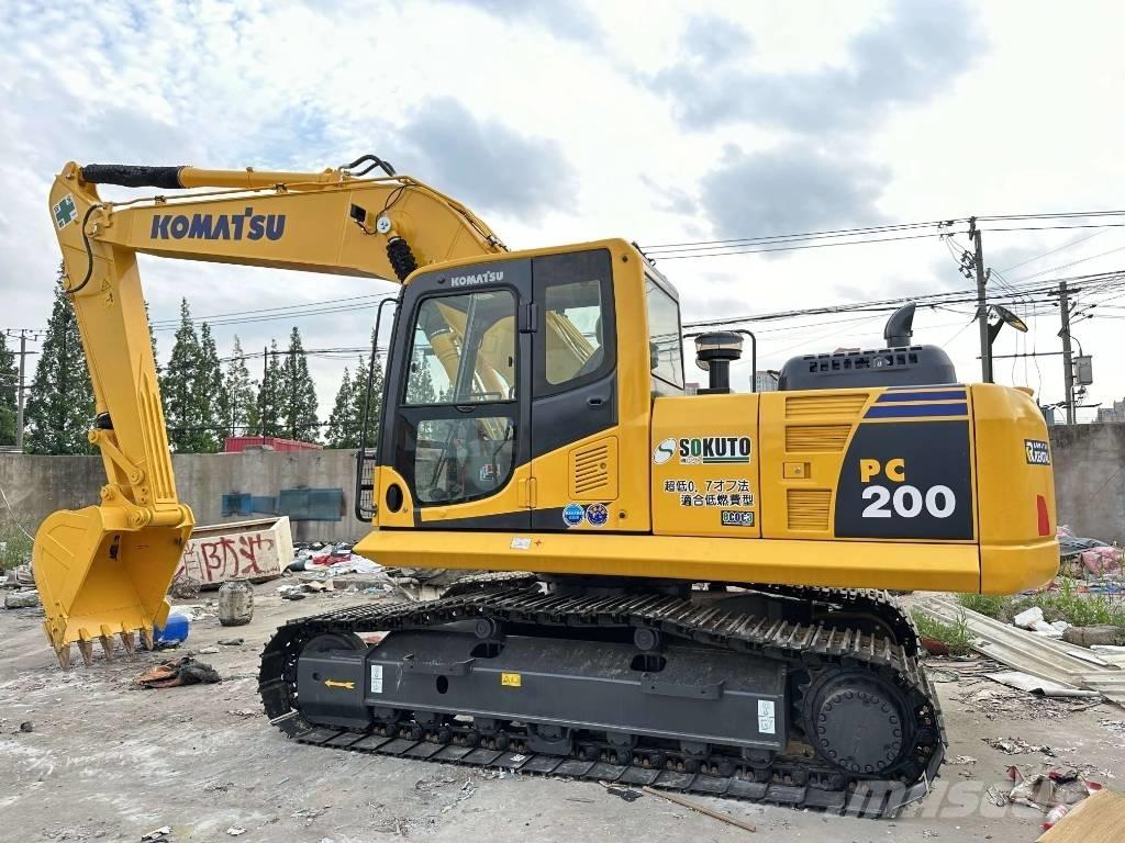 Komatsu PC 200-8 大型油圧ショベル12t以上（パワーショベル・ユンボ）
