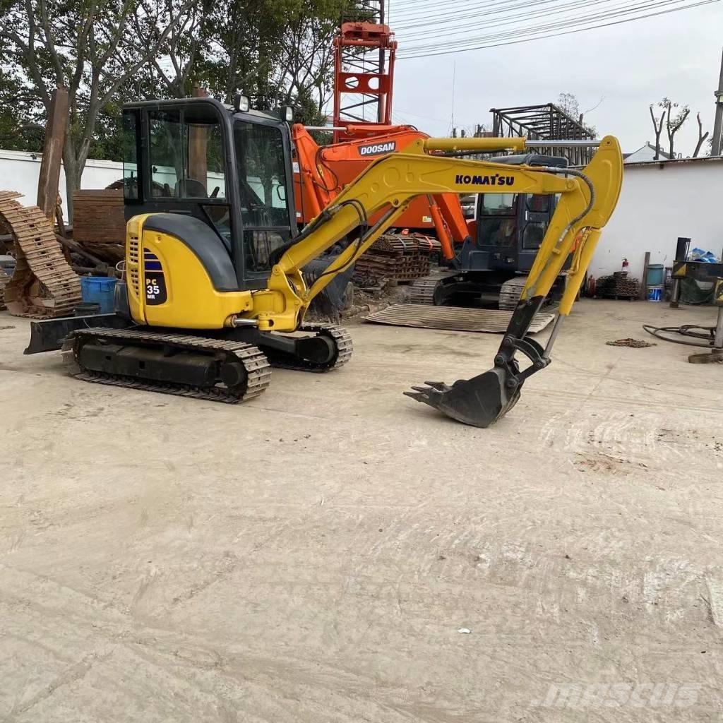 Komatsu PC 35 MR ミニ油圧ショベル 7t以下（ミニユンボ・ミニディガー）