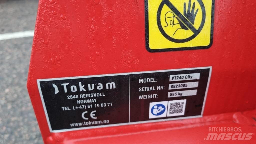 Tokvam VT 240 City スノーグルーマー