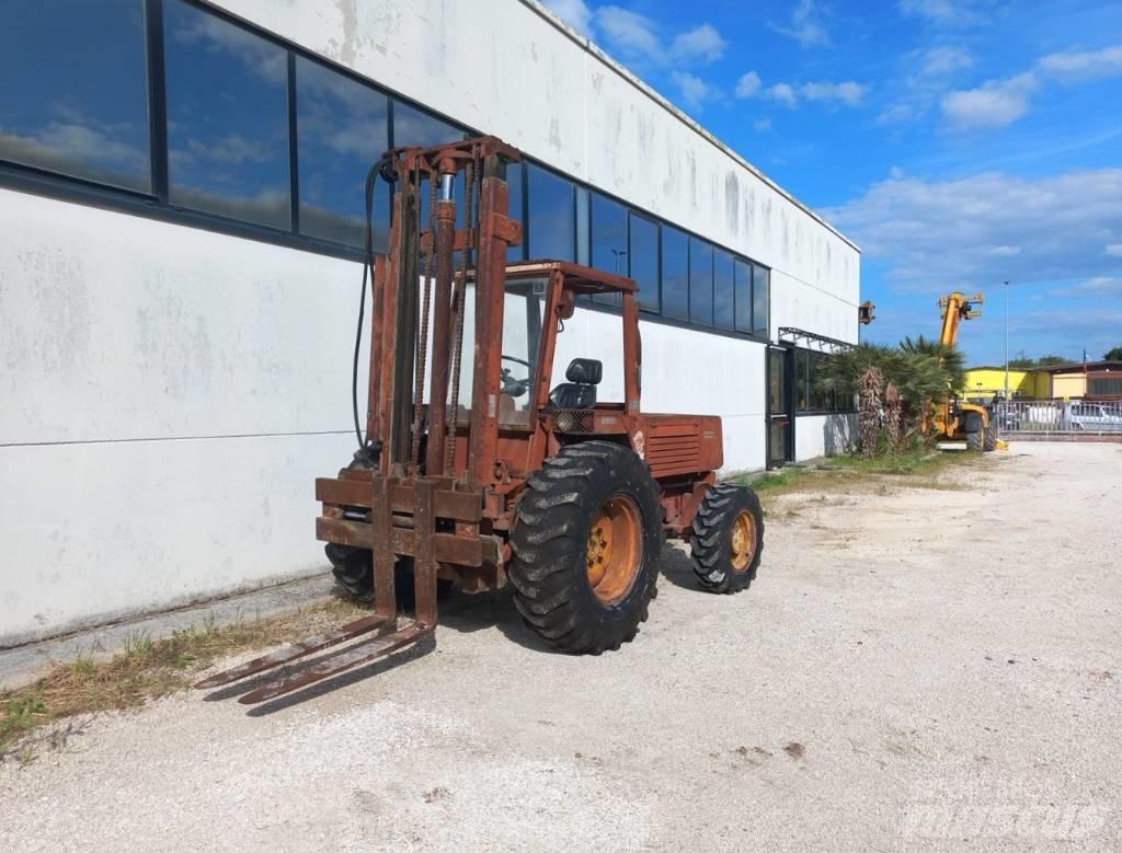 Manitou 4RM30G ディーゼル・軽油