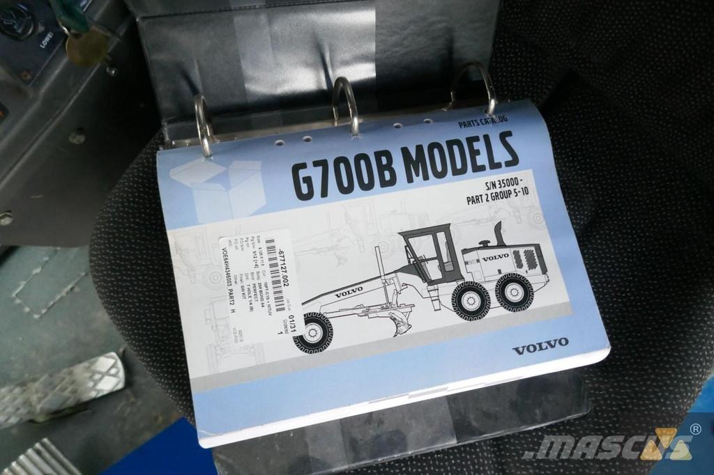 Volvo G720B モーターグレーダー