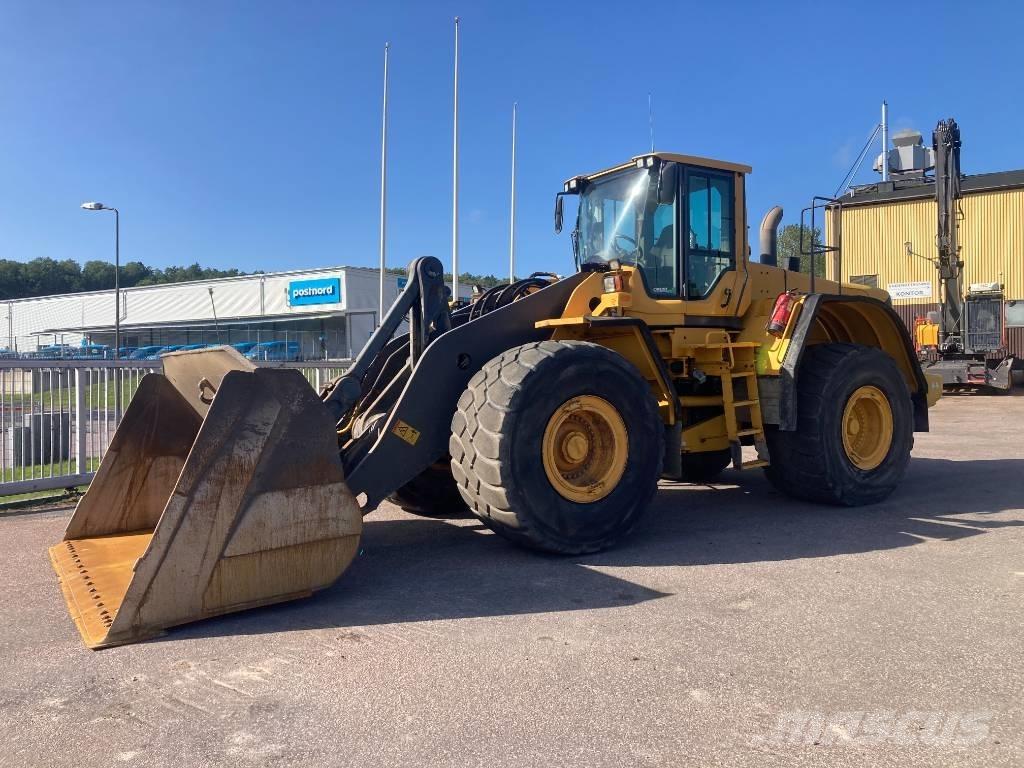 Volvo L 220 F ホイールローダー・タイヤショベル