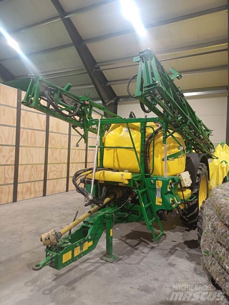 John Deere 740 i 牽引型スプレイヤー