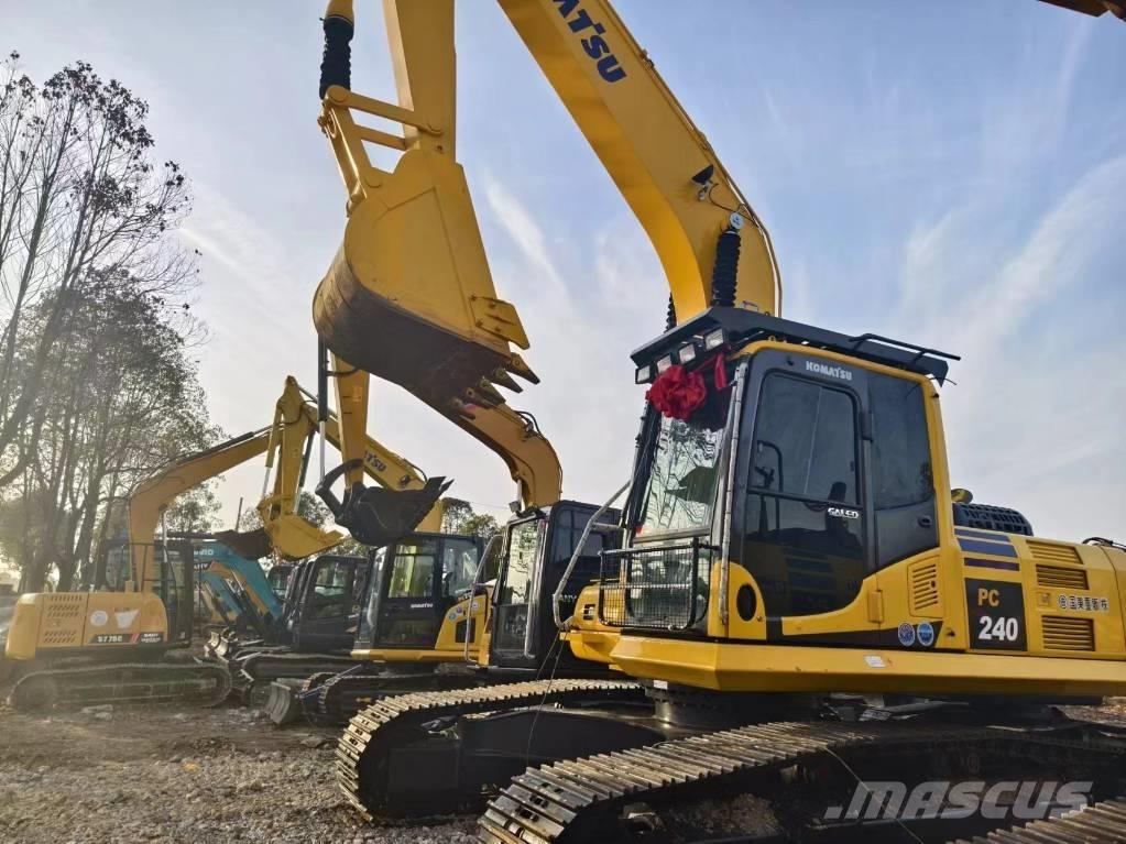 Komatsu PC 240 LC-8 大型油圧ショベル12t以上（パワーショベル・ユンボ）