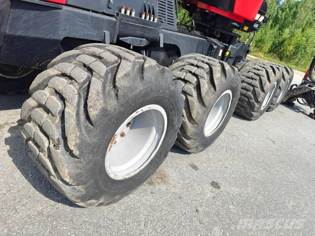 Komatsu 901 XC ハーベスター