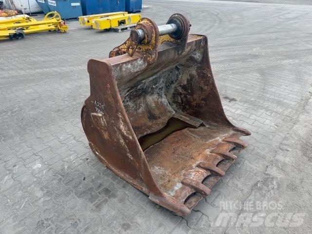 CAT M 320 BUCKET バックホー